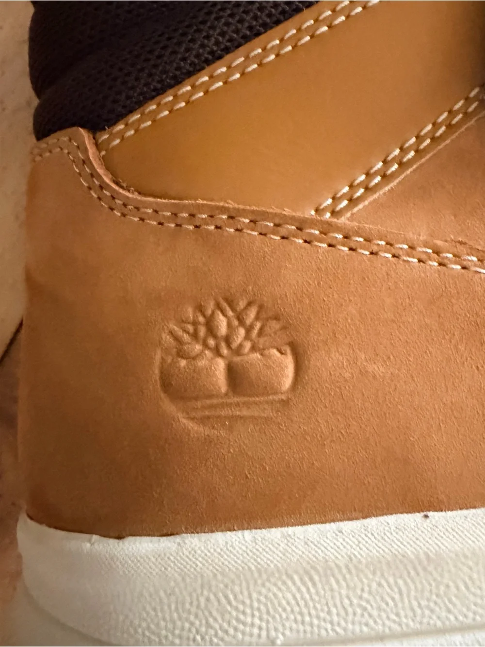 Timberland Wheat and Black Lace-Up Men's Boots with Ortholite